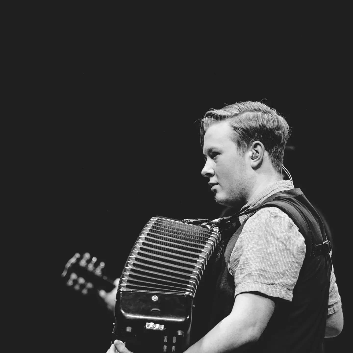 Johnny Mac and the Faithful supporting Rod Stewart at the SSE Hydro